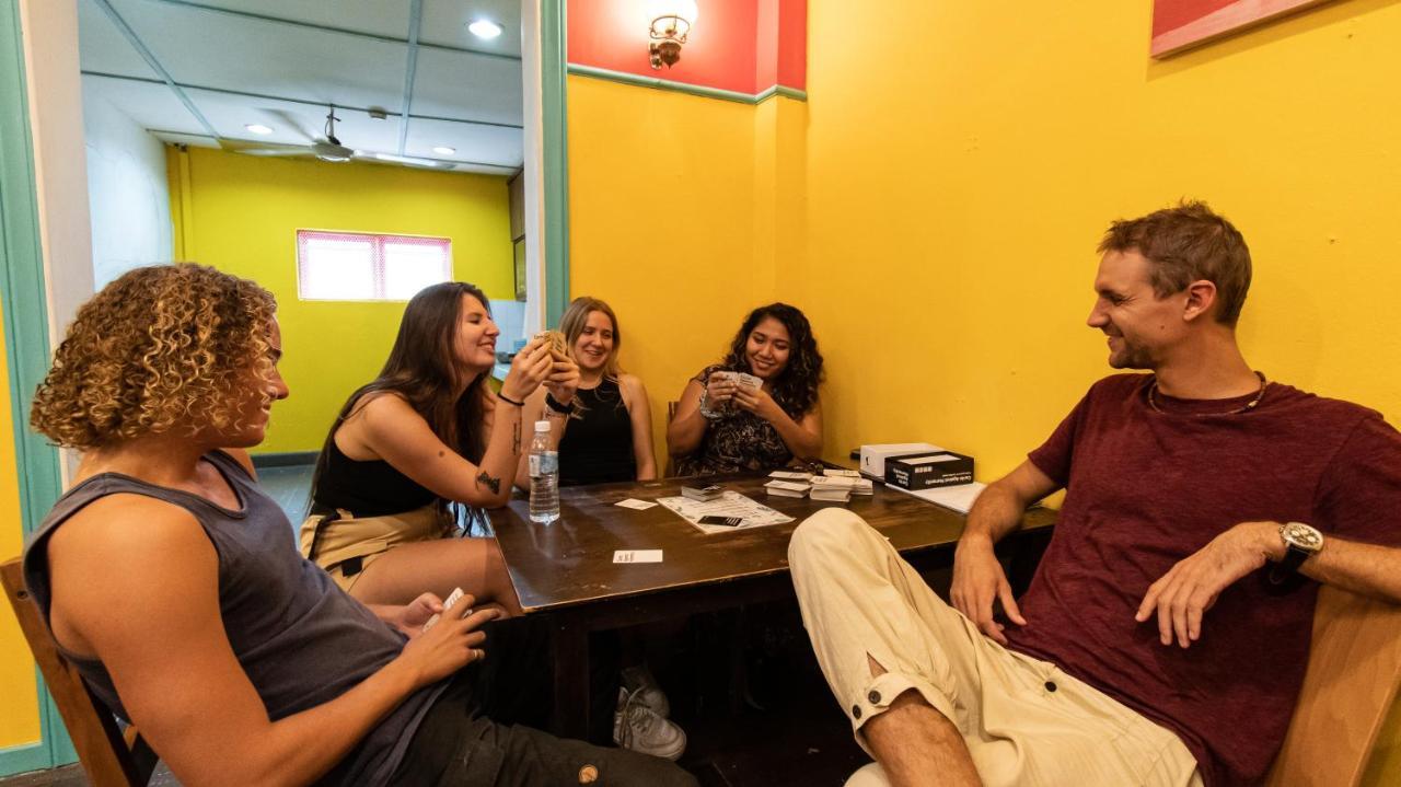 Travel Hub Highstreet Hostel กัวลาลัมเปอร์ ภายนอก รูปภาพ