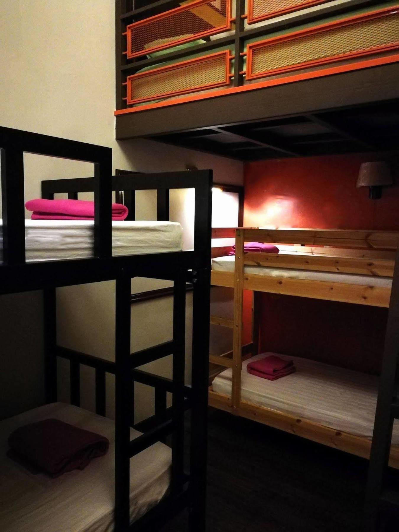 Travel Hub Highstreet Hostel กัวลาลัมเปอร์ ภายนอก รูปภาพ