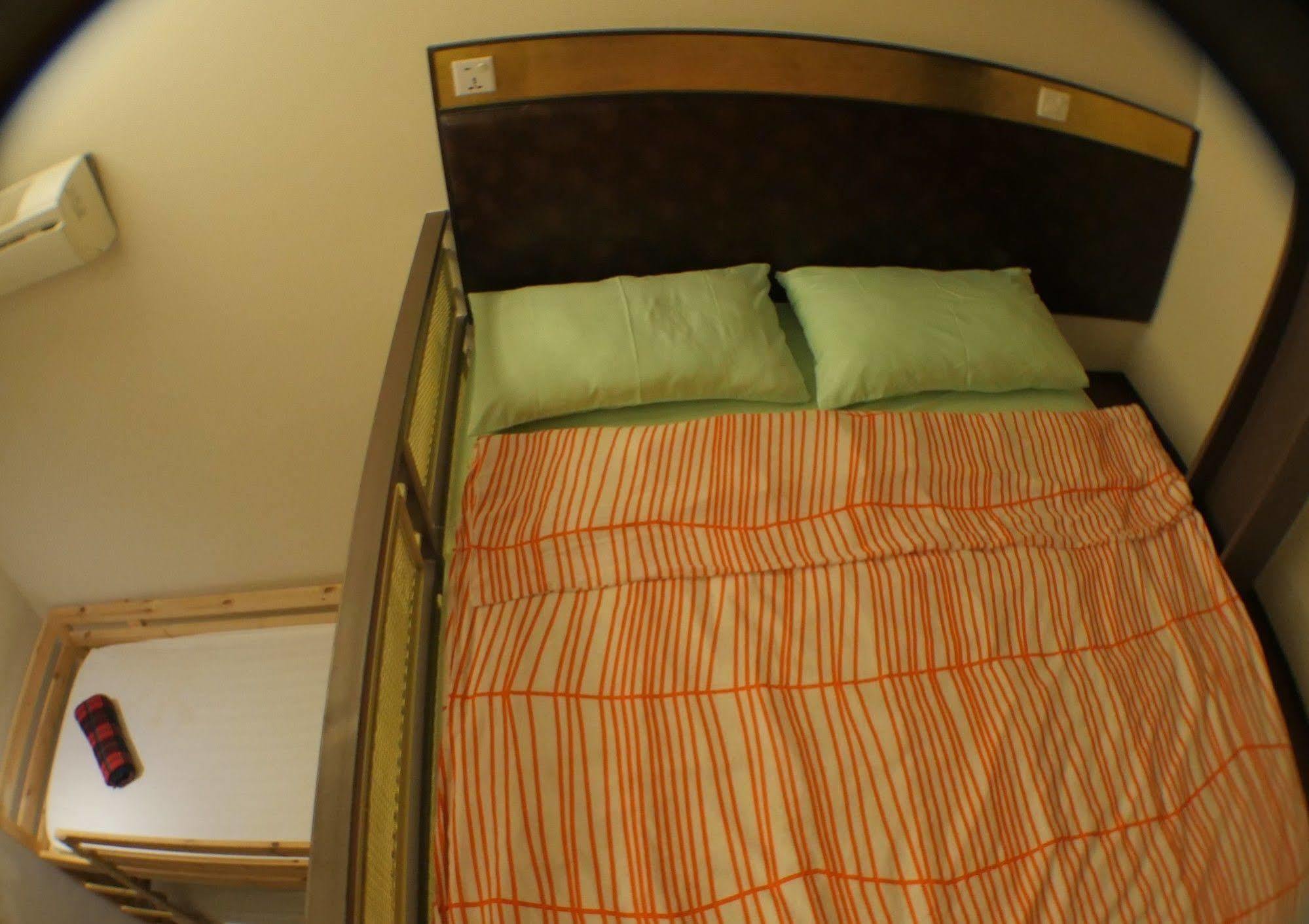 Travel Hub Highstreet Hostel กัวลาลัมเปอร์ ภายนอก รูปภาพ