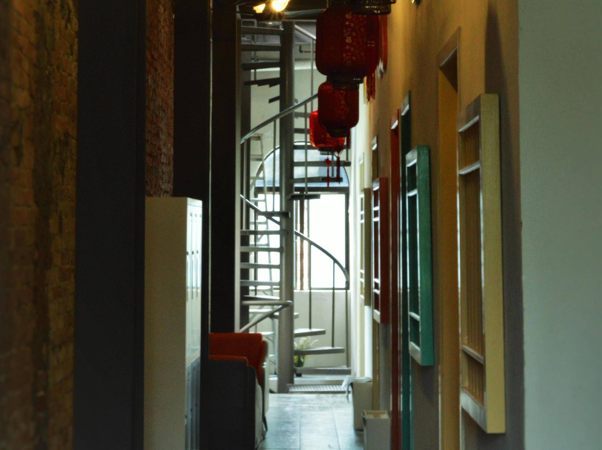 Travel Hub Highstreet Hostel กัวลาลัมเปอร์ ภายนอก รูปภาพ