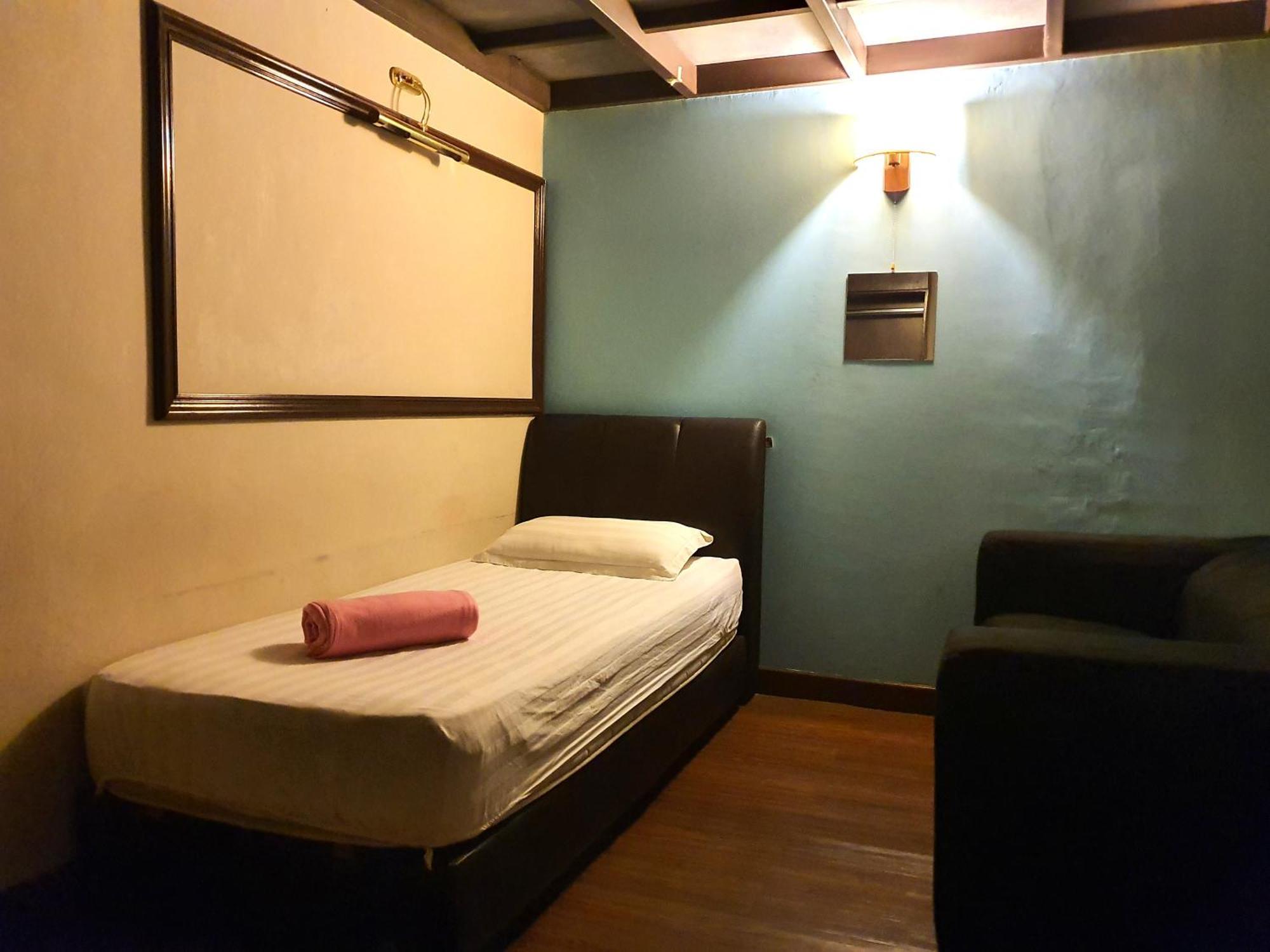 Travel Hub Highstreet Hostel กัวลาลัมเปอร์ ภายนอก รูปภาพ